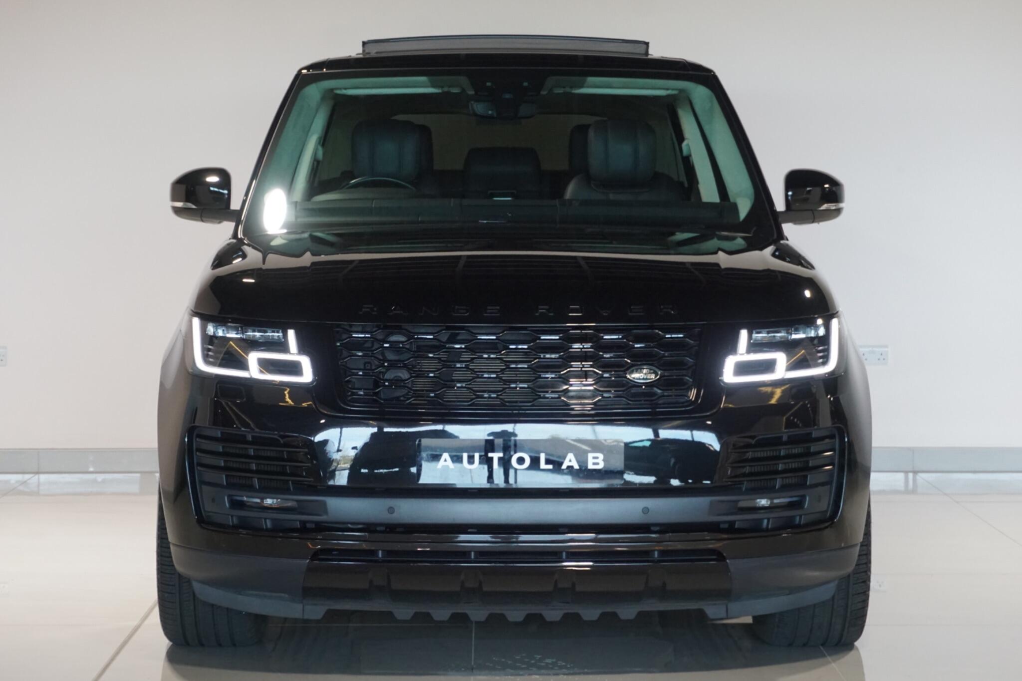 Land Rover Range Rover 2.0 P400e 13.1kWh Westminster Black SUV 5dr Petrol Plug-in Hybrid Auto 4WD Euro 6 (s/s) (404 ps)